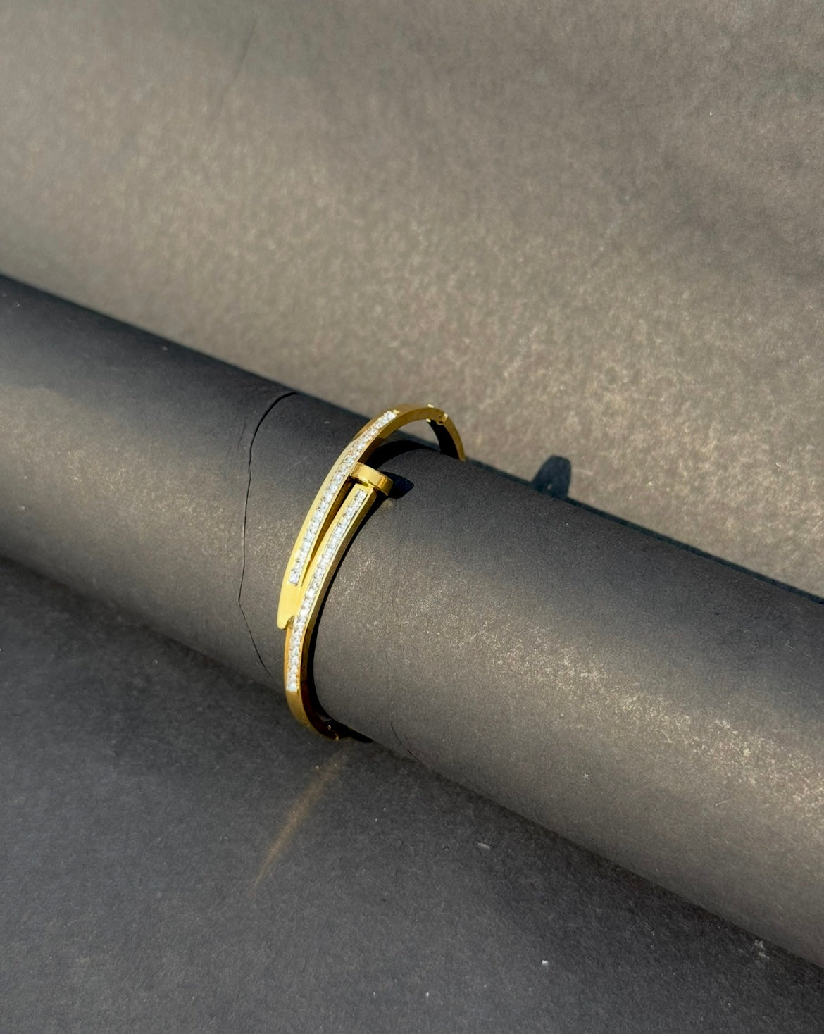 Nail bangle bracelet