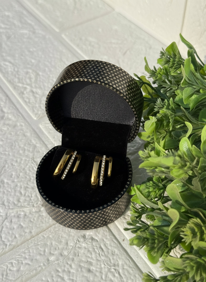 Wrap-style stud earrings- gold