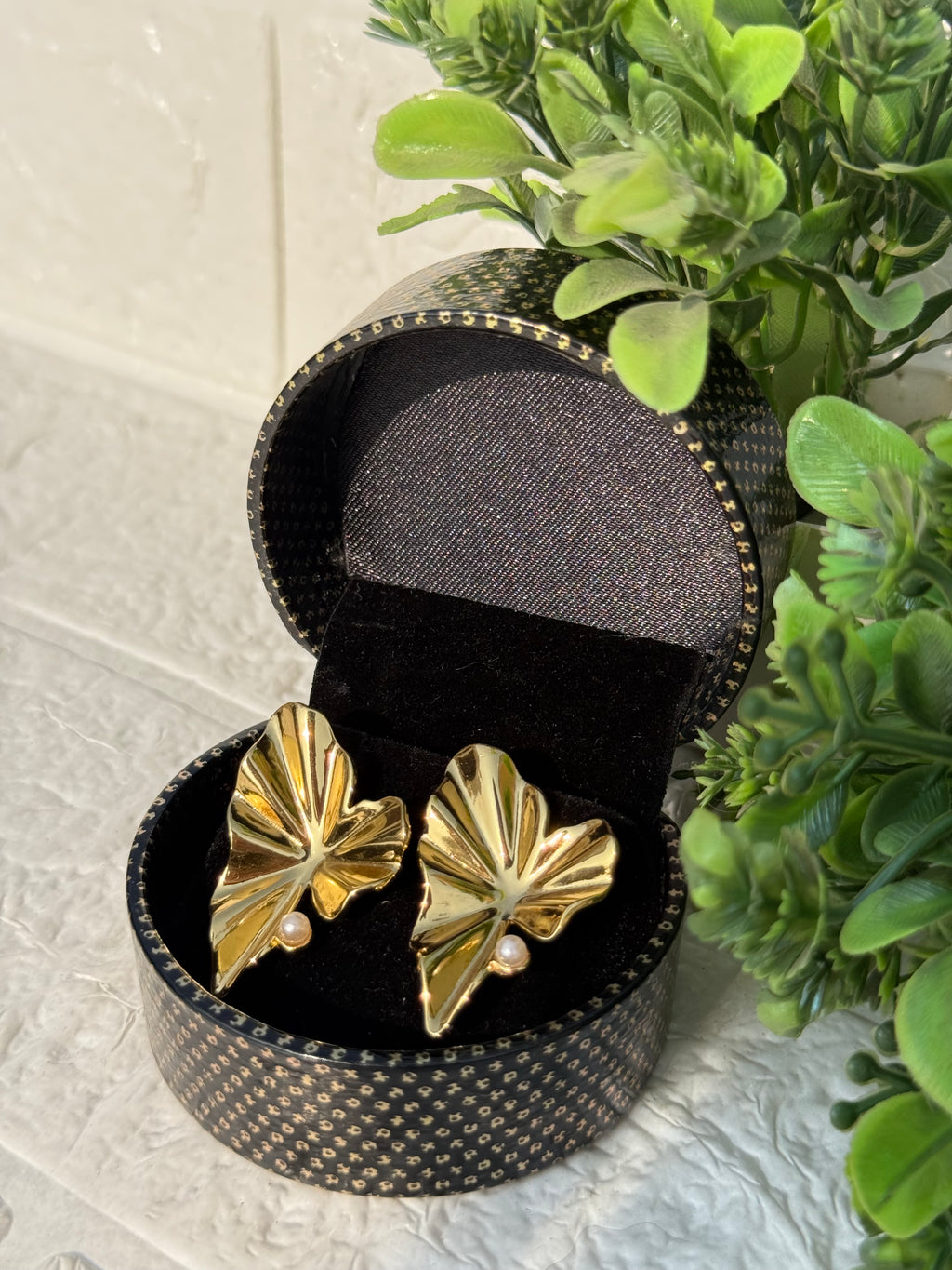 Gold leaf drop earrings