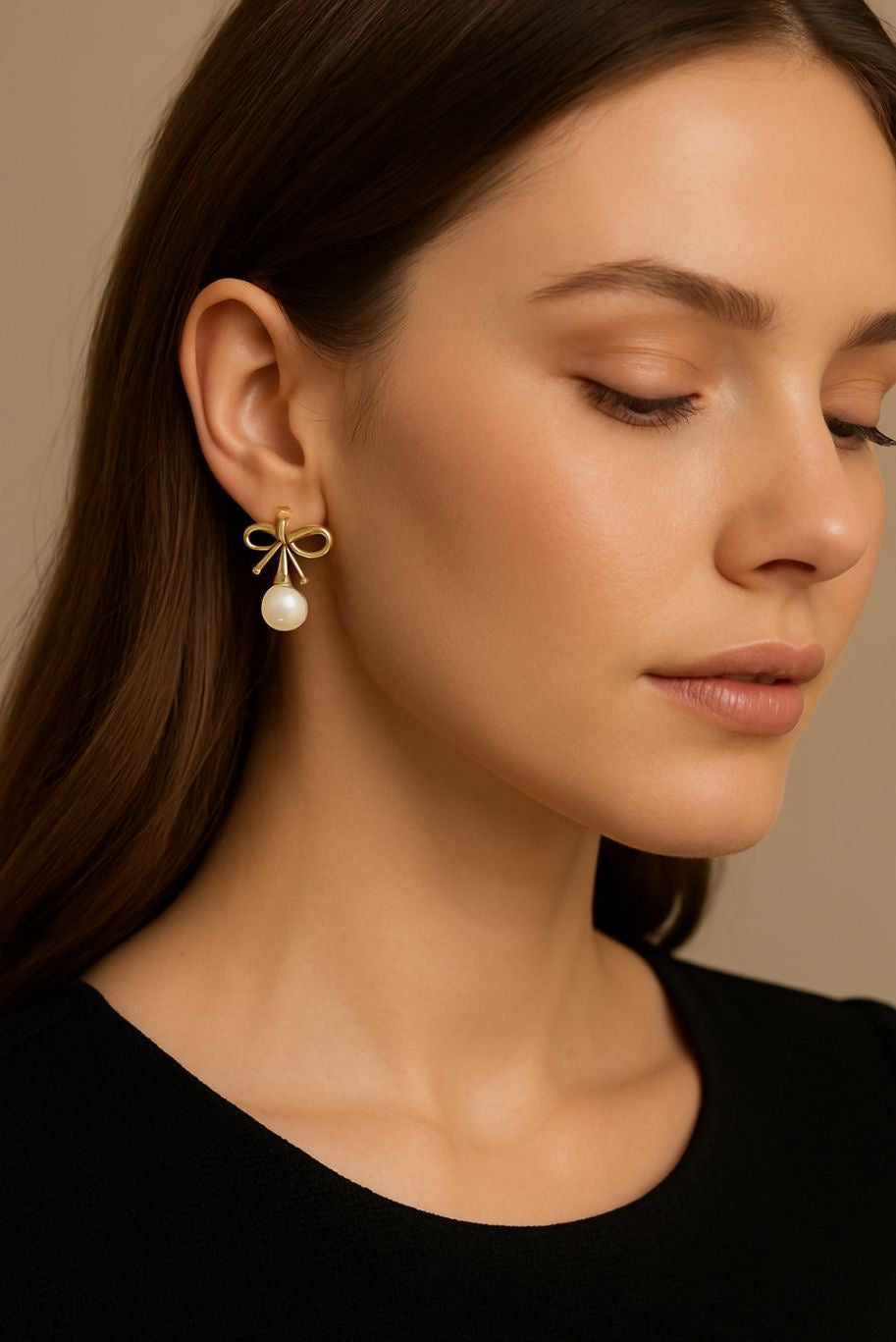 Golden bow pearl Earings