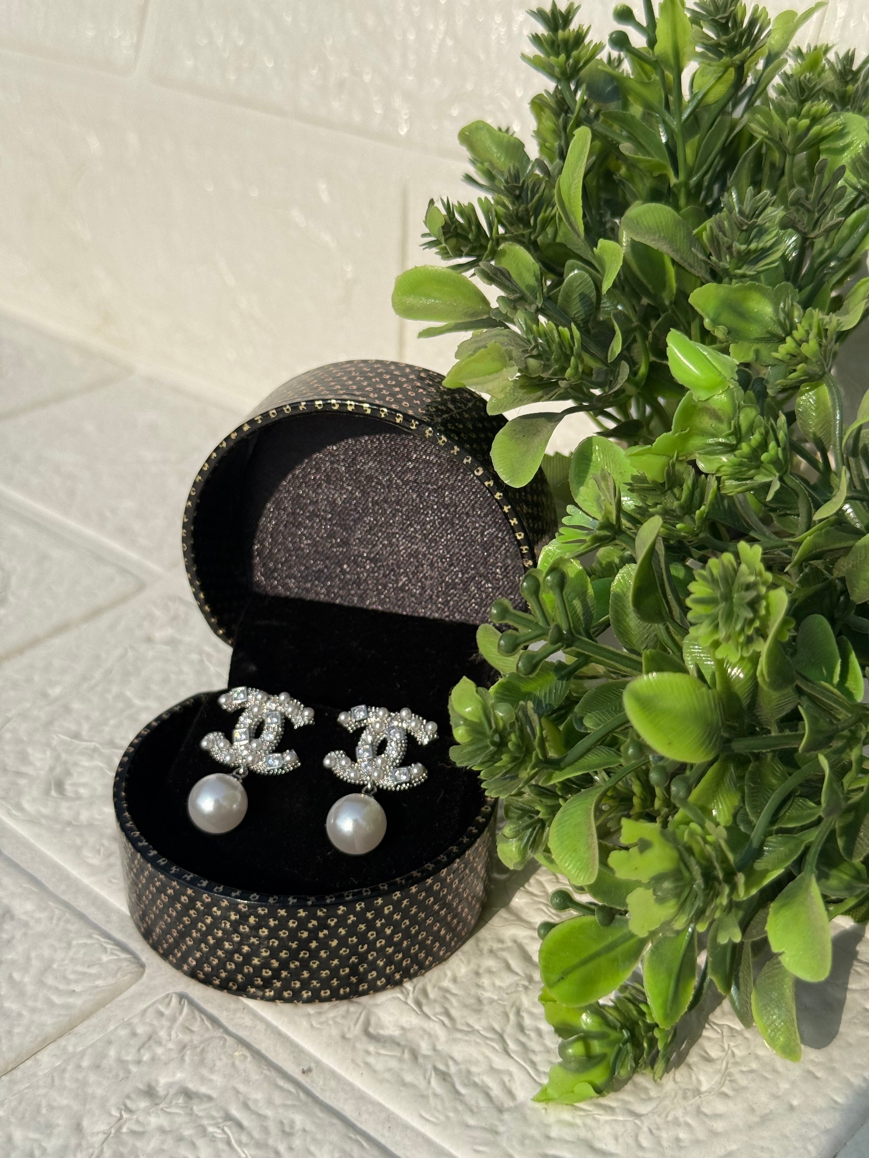 Chanel pearl drop earrings